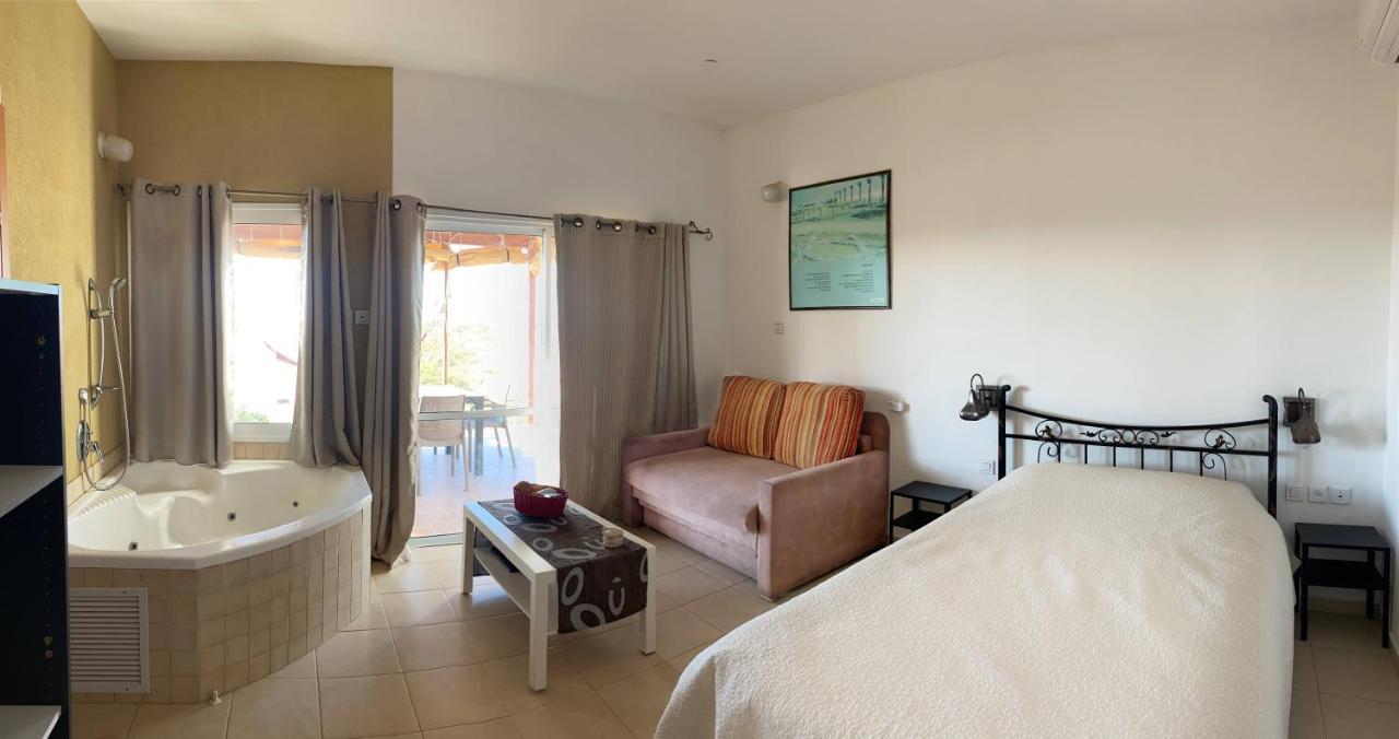 Desert Fantasy Villa Be'er Milka ภายนอก รูปภาพ